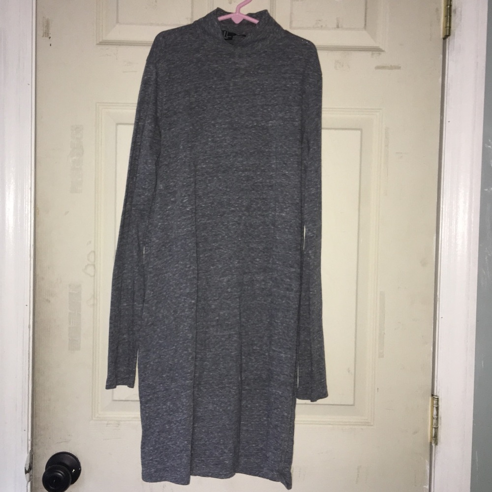 Long sleeve turtle neck loose grey dress